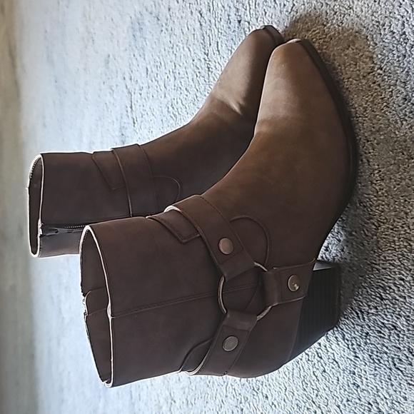 Booties - Picture 2 of 4